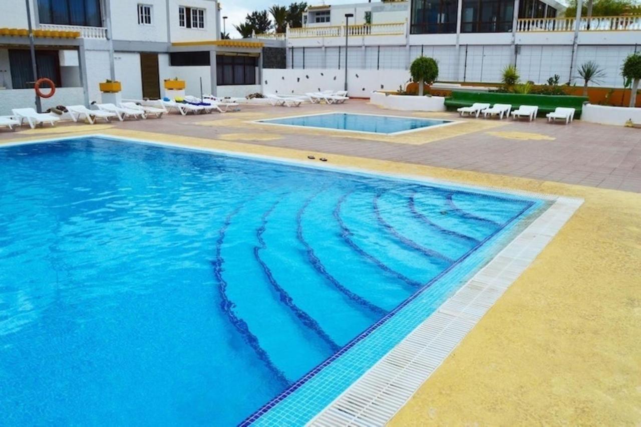 Papagayo Beach Apartments Arona  Exteriör bild